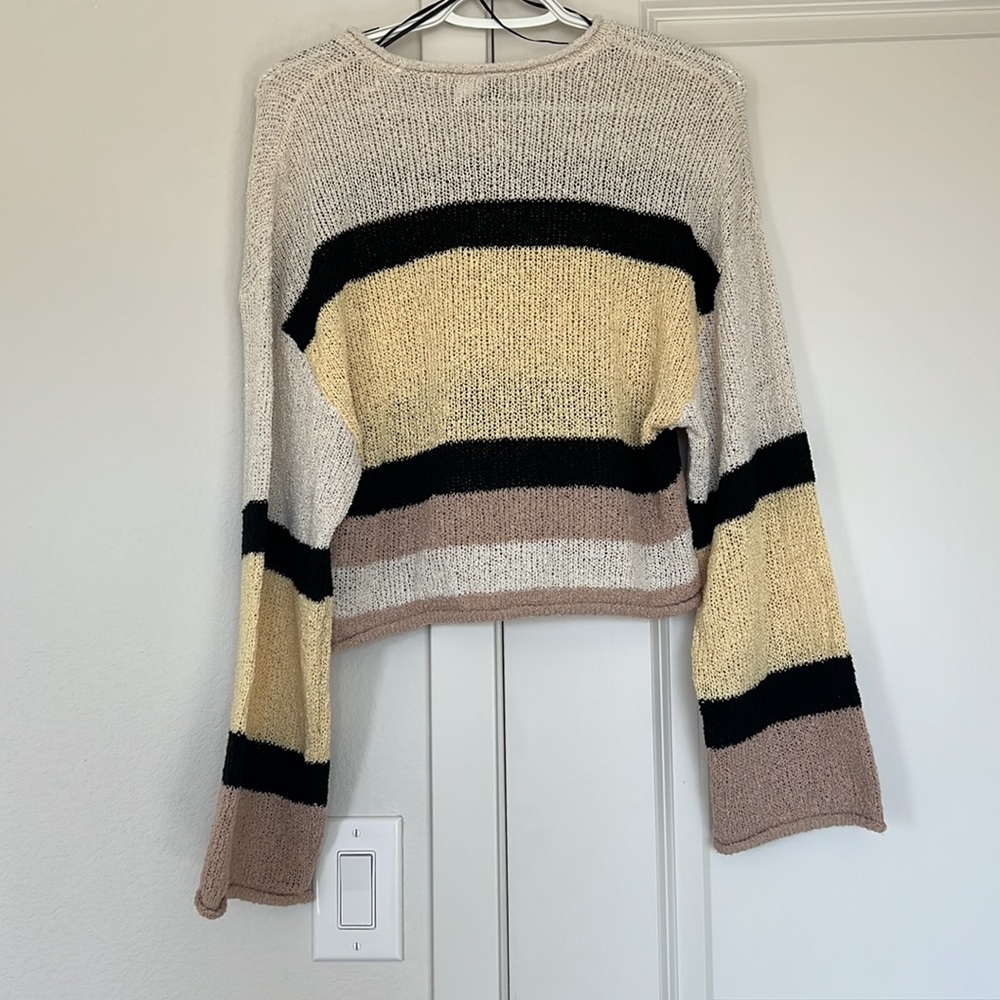 Sweater - Picture 3 of 4